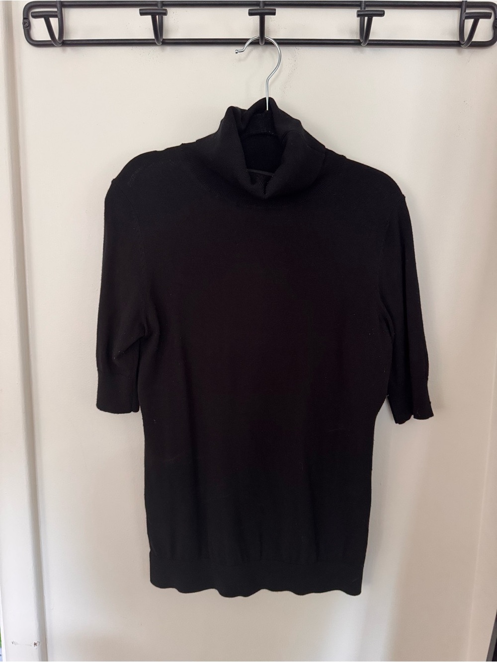Women’s  Black Turtleneck Sweater - Classic Knit